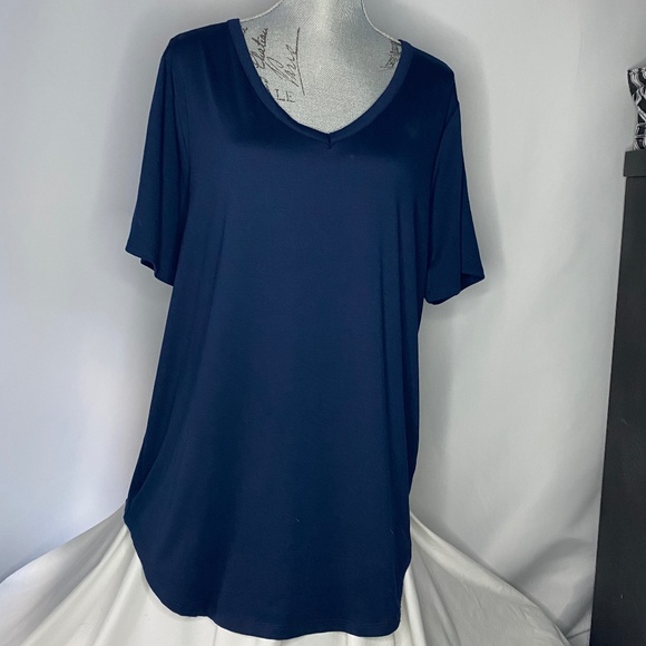 LuLaRoe Tops - Navy Blue Christy Tunic. Large, NWT